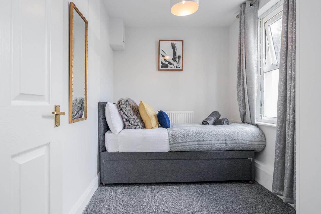 Stunning 2-Bed Apt - Free Parking - Camden - Central - Zoo - Shop - Events Londra Exterior foto