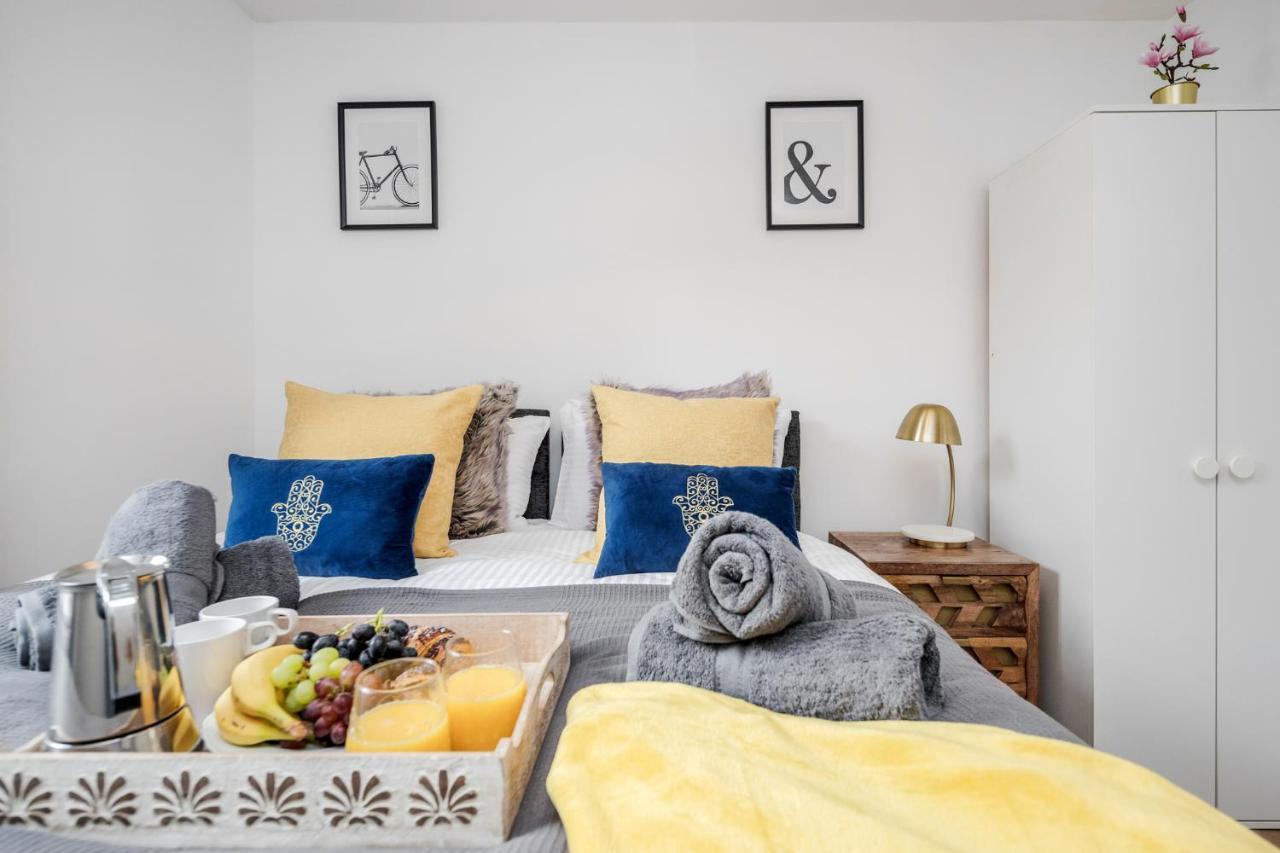 Stunning 2-Bed Apt - Free Parking - Camden - Central - Zoo - Shop - Events Londra Exterior foto